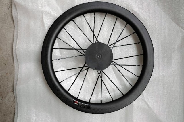 carbon-wheels-006-1800x1200_1000px_nometa.jpg