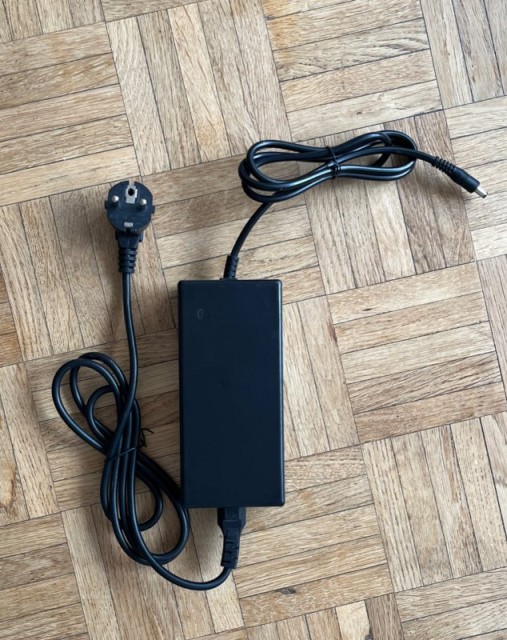 ChargeurBatterie-1.jpg